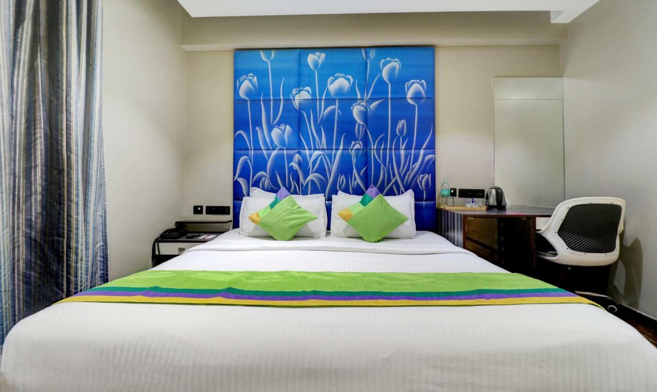 The Spring Hotel Chennai Exterior photo